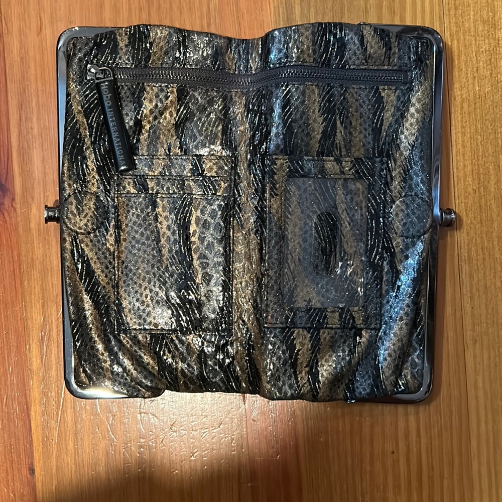 Hobo international Lauren wallet tiger stripe